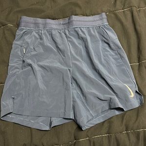 Blue Nike running shoes size S